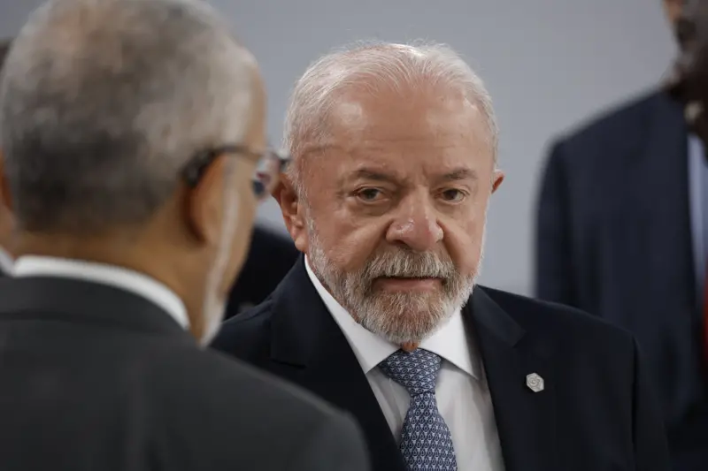 Lula Reage a Trump e Exige Respeito à Soberania Brasileira