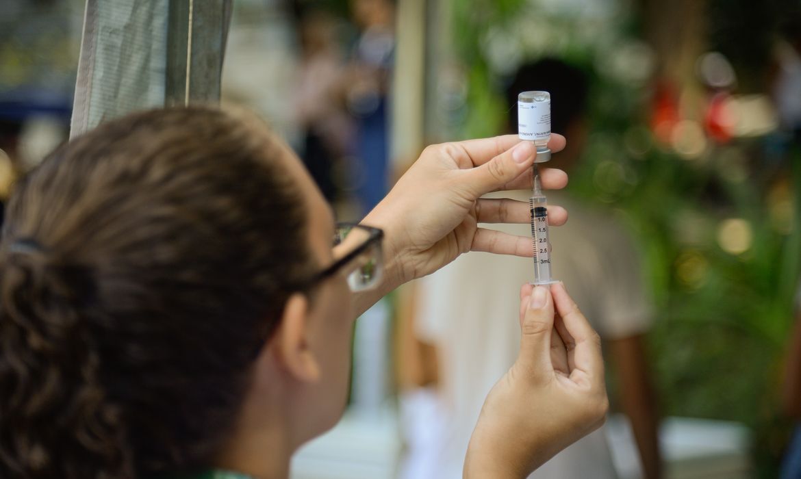 Casos de VSR em Crianças Apresentam Queda no País, Aponta Boletim InfoGripe da Fiocruz