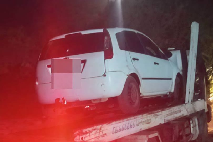 Polícia Militar remove veículo abandonado na BA-938 para o pátio do Detran em Guanambi