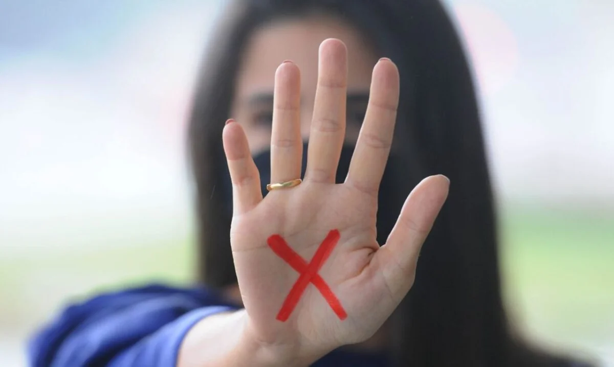 Violência Digital Contra Mulheres: Denúncias no Ligue 180 Disparam 188% em Um Ano