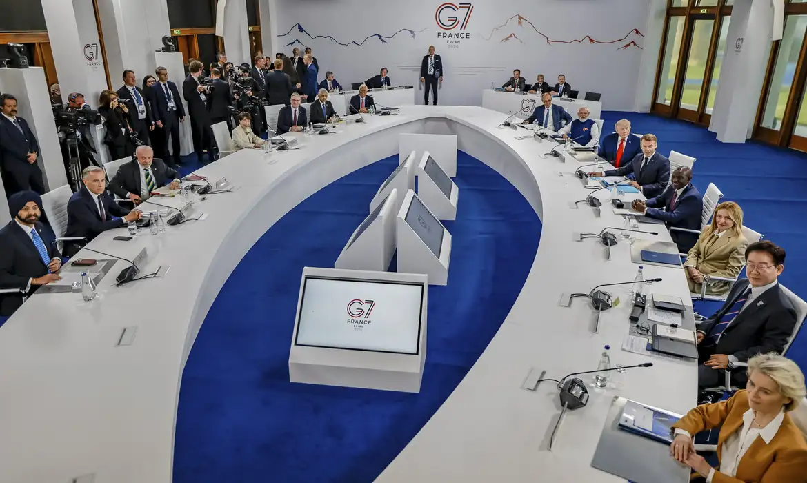 Discurso no G7: Lula Cobra Países Ricos por Omissão Frente à Desigualdade Global