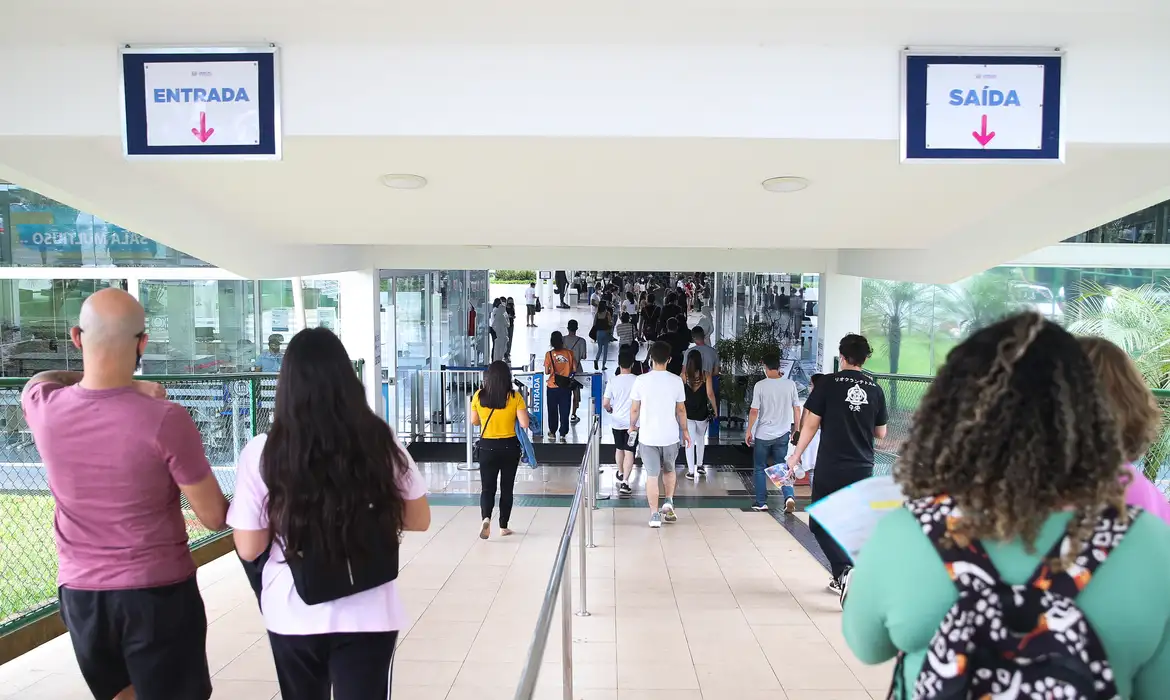 Fies do Segundo Semestre de 2026 Abre Inscrições com Novas Regras de Carência