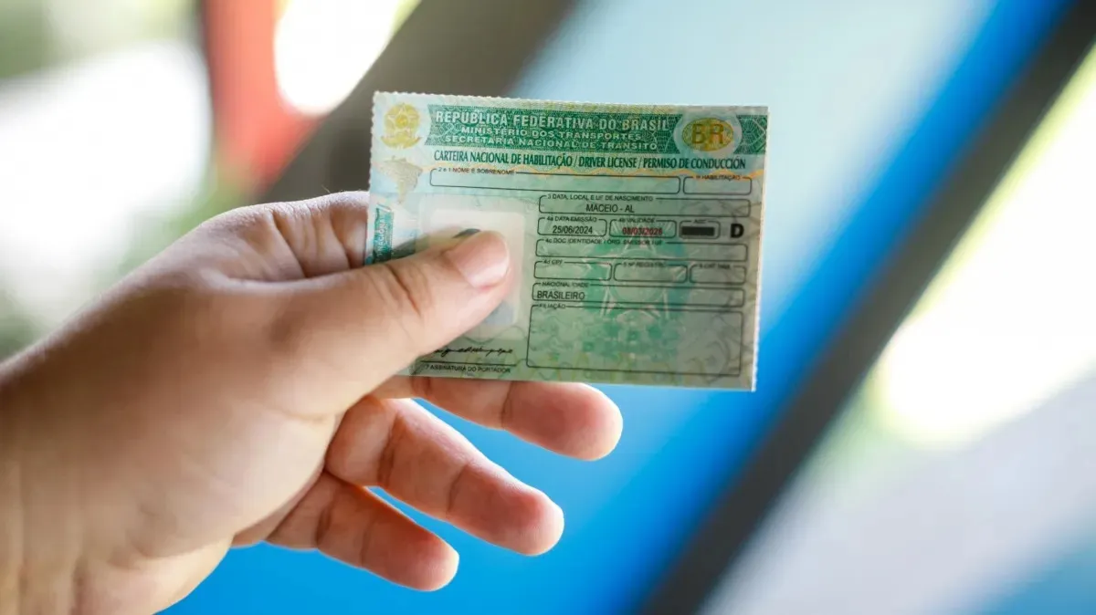 Exame toxicológico passa a ser obrigatório para primeira CNH nas categorias A e B na Bahia