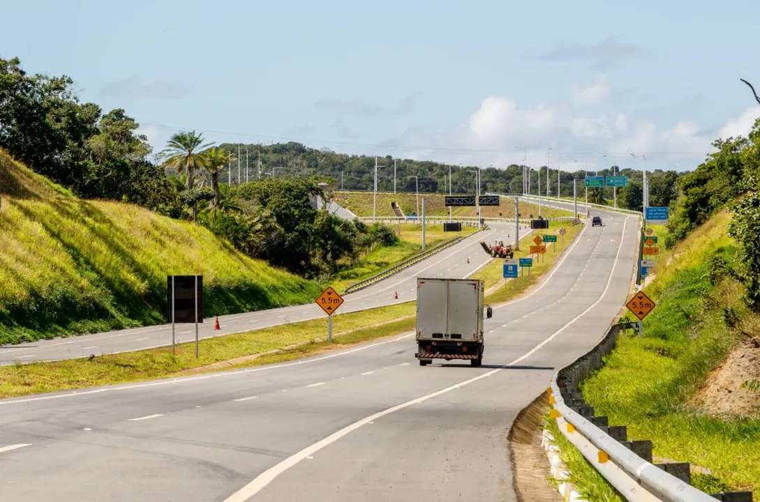 Rodovias BA-093 e BA-099 têm novos trechos interditados para obras de manutenção no Litoral Norte da Bahia