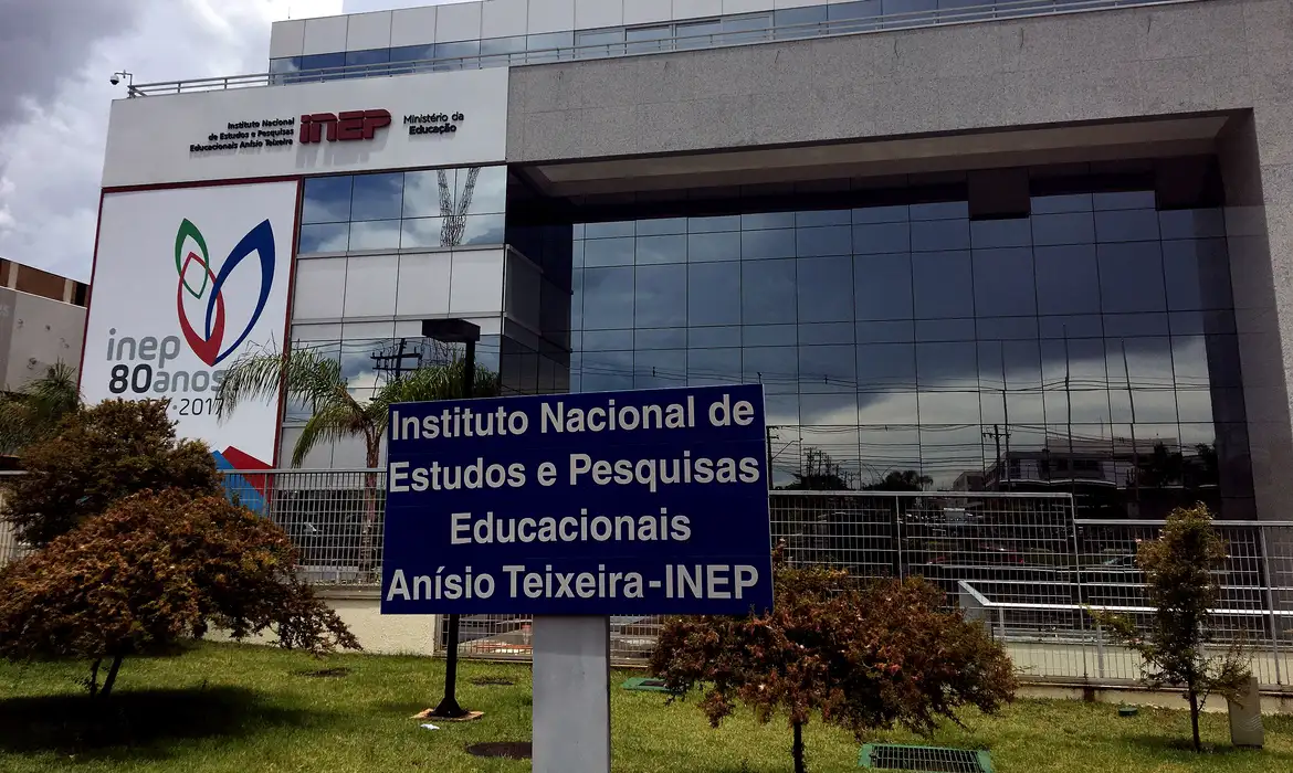 Inep disponibiliza cartões de confirmação de inscrição para o Enamed e o Revalida