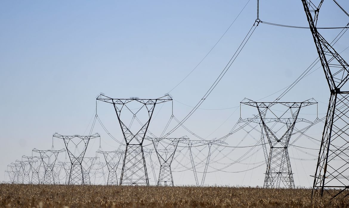 ONS aciona plano emergencial pela segunda vez no ano para conter excesso de oferta de energia no sistema elétrico
