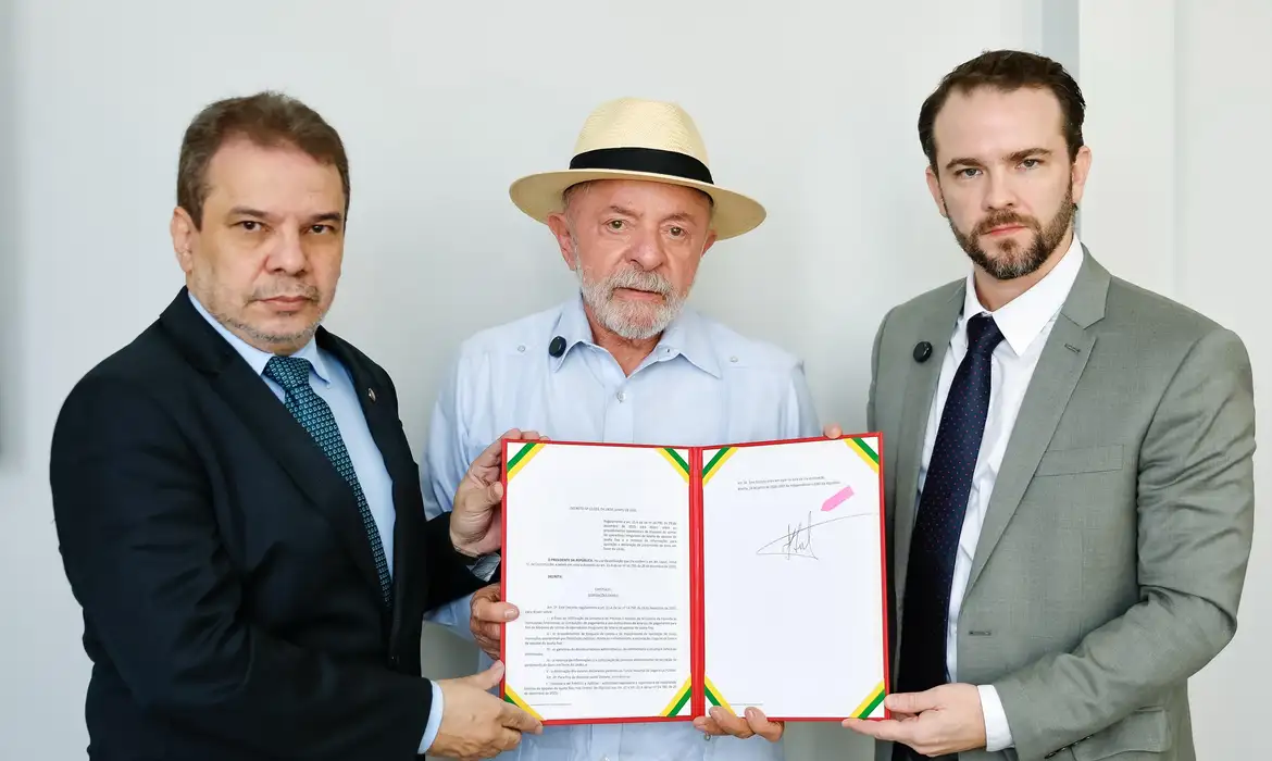 Combate ao Crime: Governo Assina Decreto para Bloquear Dinheiro de Bets Ilegais e Financiar Segurança Pública