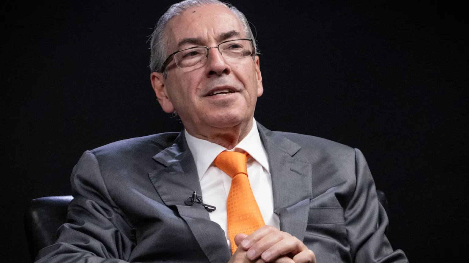 STF Bloqueia R$ 6 Milhões de Eduardo Cunha por Ingerência no Orçamento Federal