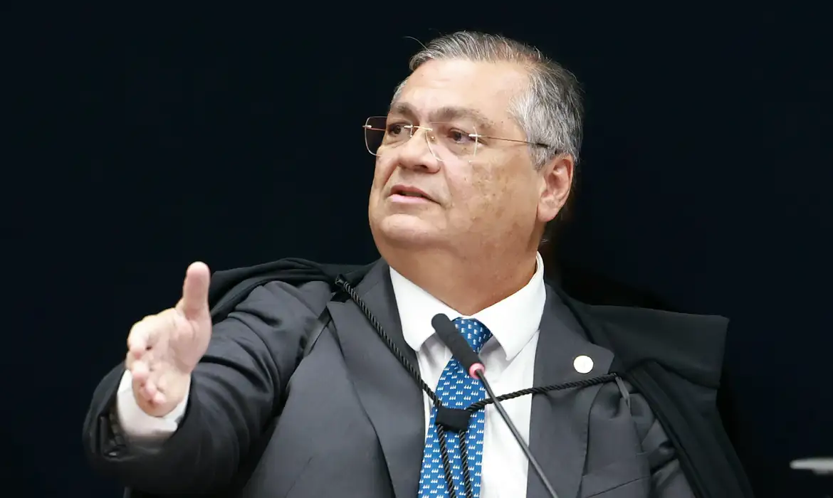 Flávio Dino anula emendas indicadas por dirigentes partidários e ex-parlamentares sem mandato