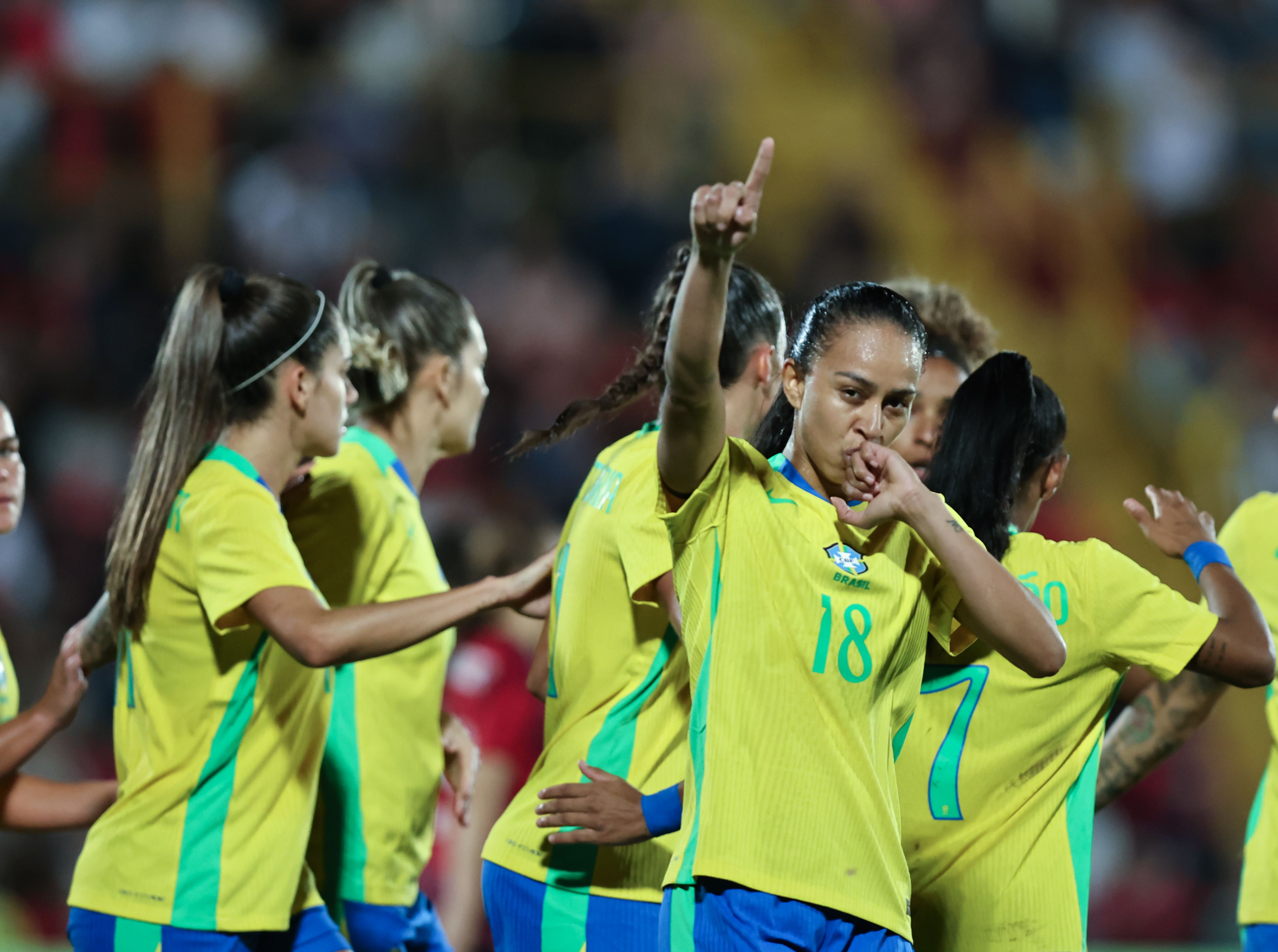 Senado aprova lei geral da Copa do Mundo Feminina de 2027; texto vai à sanção