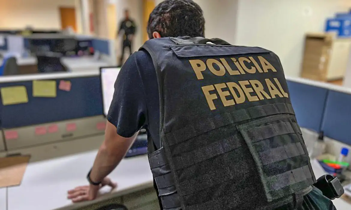 PF deflagra Operação Infiltrados contra fraude de R$ 45 milhões na Caixa