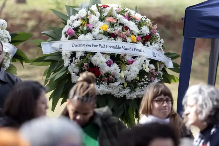 Reparação e Memória: Restos mortais de vítima da ditadura são sepultados após 54 anos