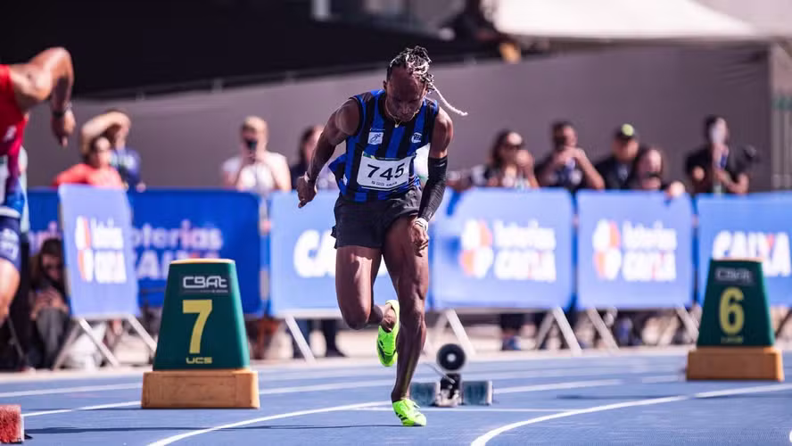 Alison dos Santos conquista ouro nos 400m rasos com recorde da competição