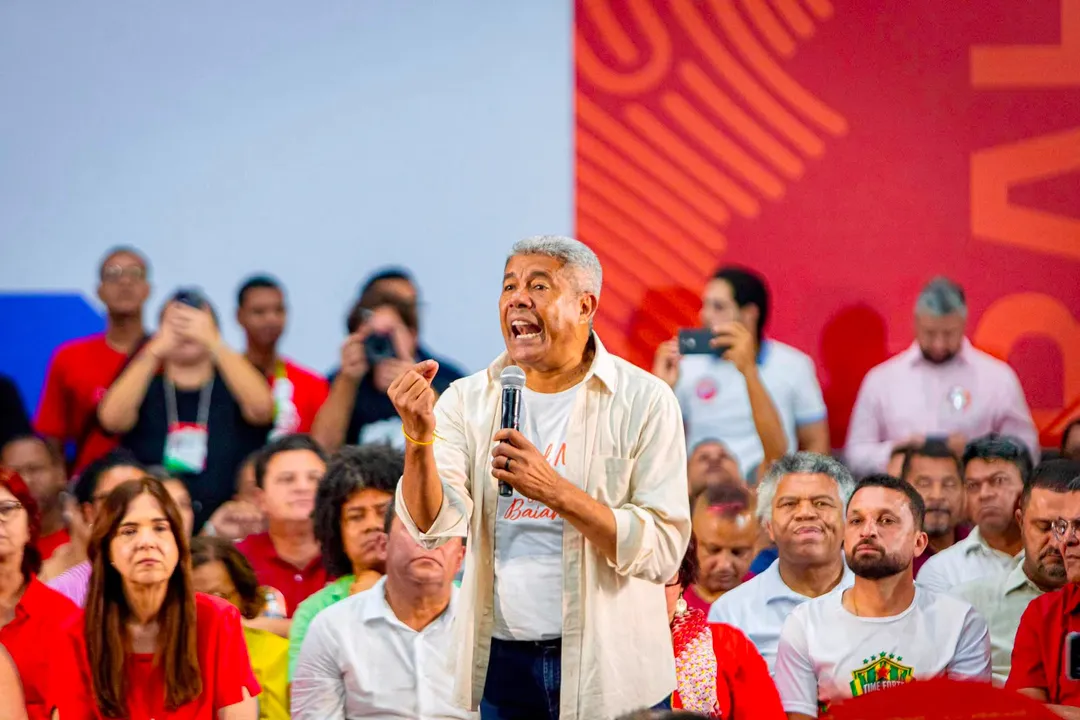 Jerônimo Rodrigues projeta universalização do ensino em tempo integral na rede estadual da Bahia