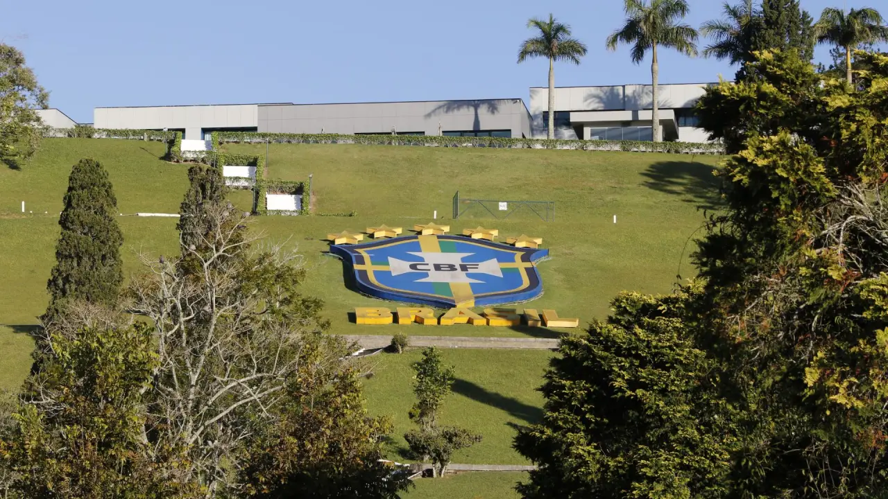 Com amistoso de despedida no radar, Seleção se apresenta na Granja Comary para a Copa
