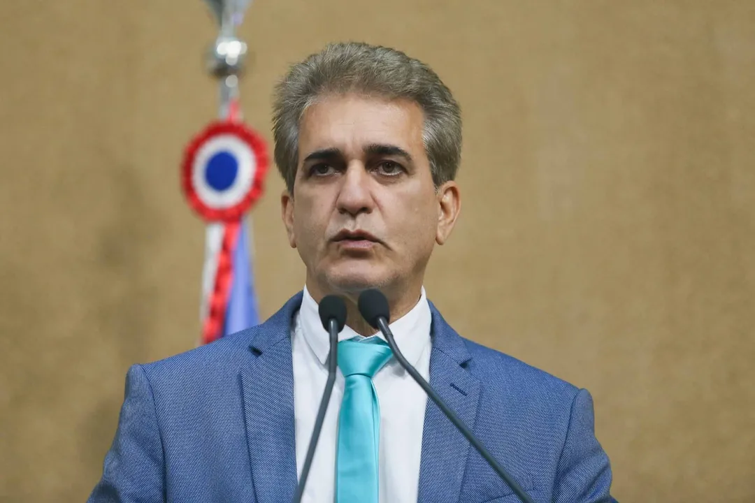Robinson Almeida rebate críticas de Zé Ronaldo a Jerônimo Rodrigues e aponta "ingratidão"