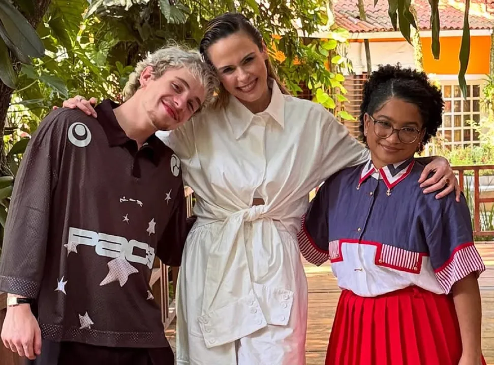 O reencontro dos "eternos": Finalistas do BBB 26 param a web nos bastidores do "Mais Você"