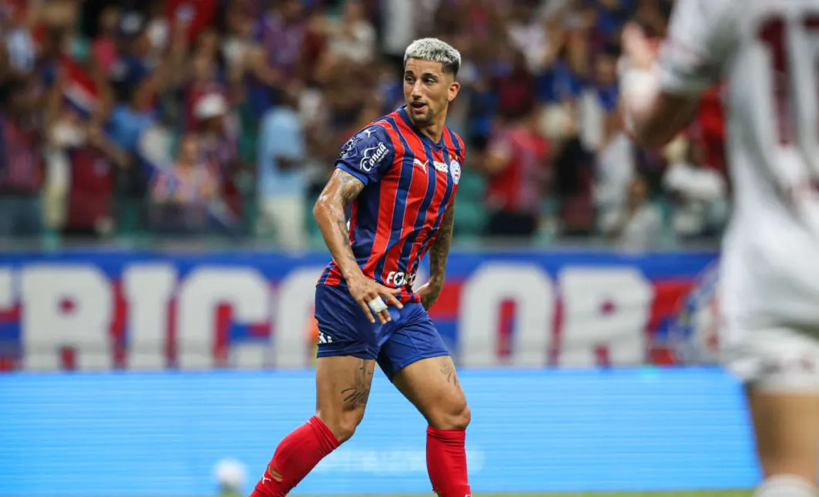 Bahia detalha reintegração de Kike Olivera e atacante projeta recomeço no clássico Ba-Vi