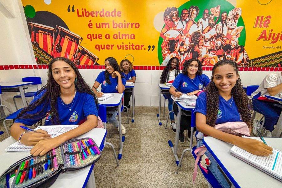 Censo Escolar: Bahia Registra Queda Expressiva em Evasão e Reprovação no Ensino Médio