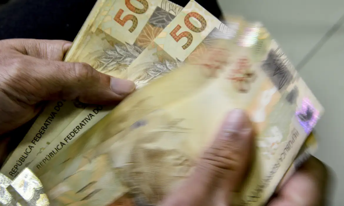 Novo Desenrola Brasil encerra renegociação de dívidas bancárias nesta segunda-feira (31)