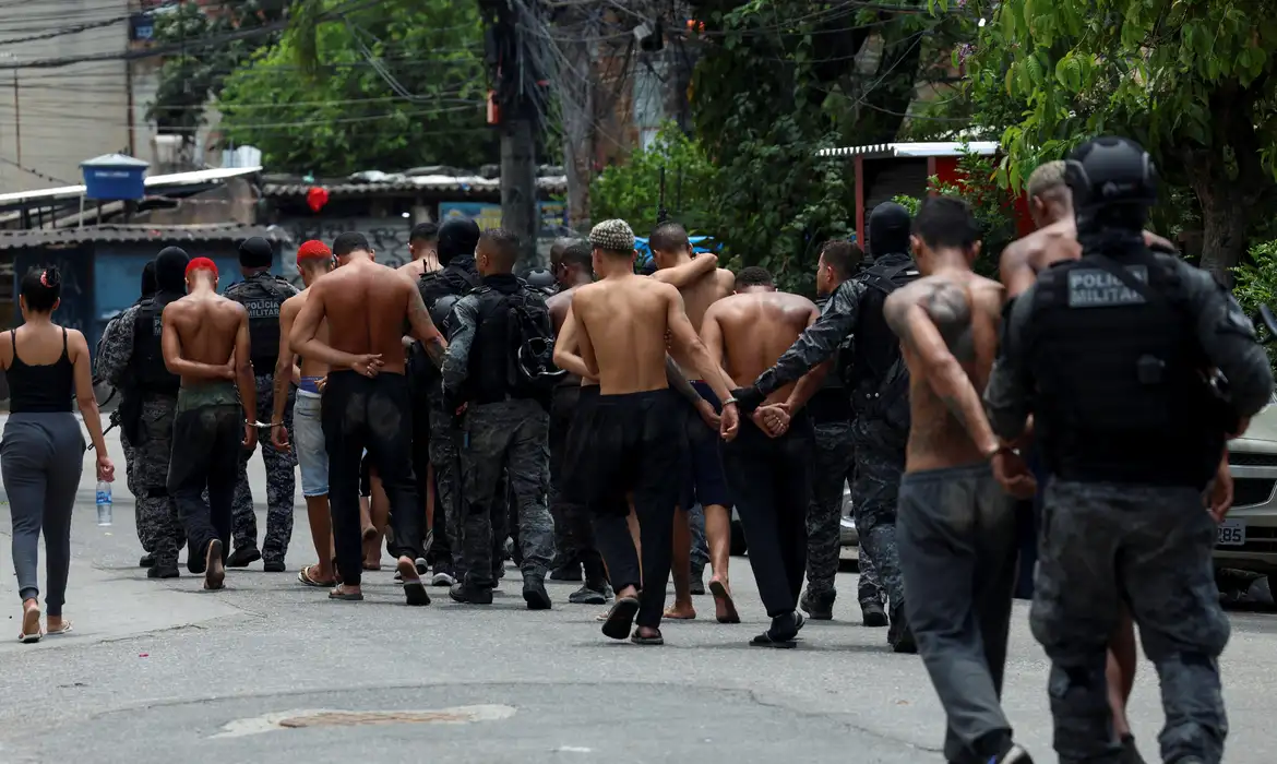 Operação Contenção: MPRJ aponta que 17% dos policiais do Bope retiraram câmeras corporais
