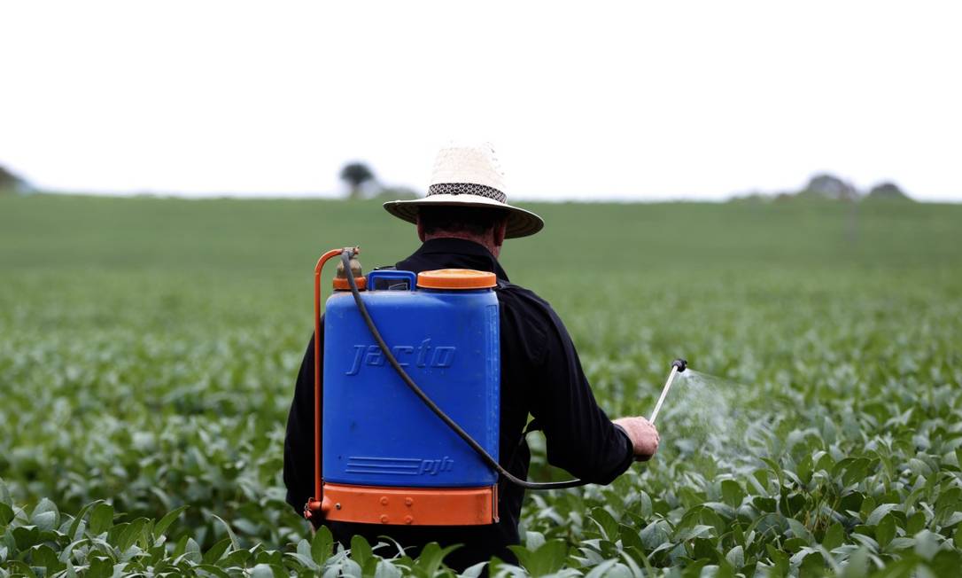 Ação do MPT quer proibir o glifosato, agrotóxico mais usado pelas lavouras brasileiras