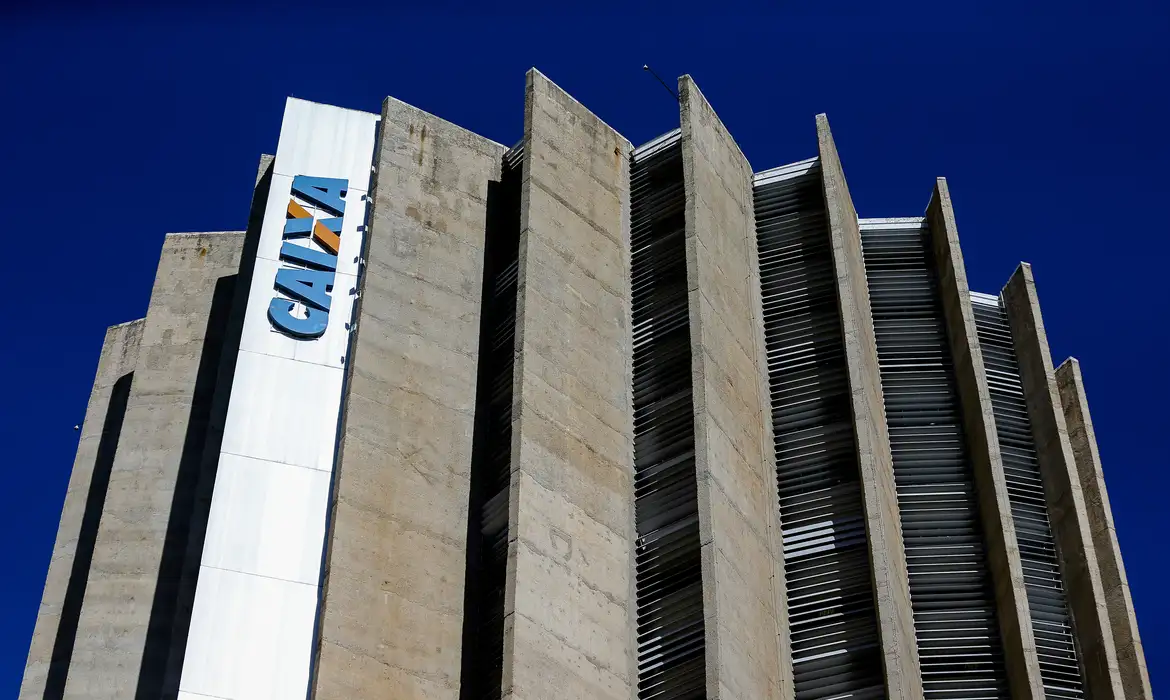 Caixa passa a oferecer Pix parcelado em até 12 vezes para pessoas físicas