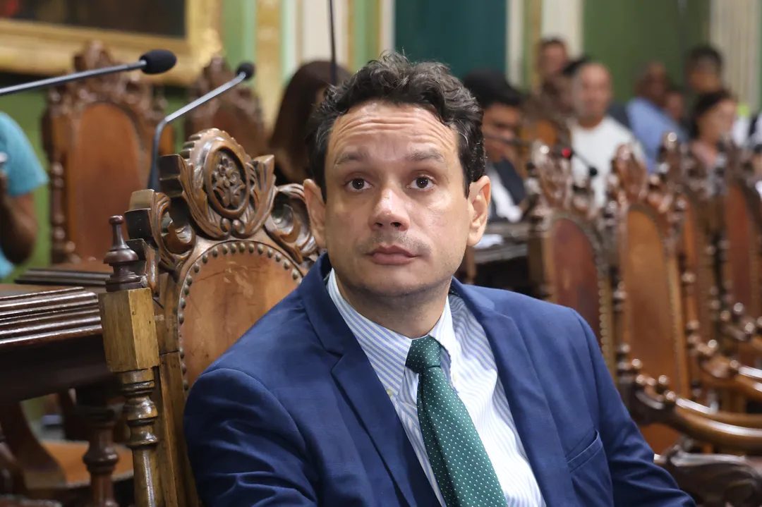 PT e PCdoB tentam barrar candidatura de André Fraga à Alba por alianças com a oposição baiana