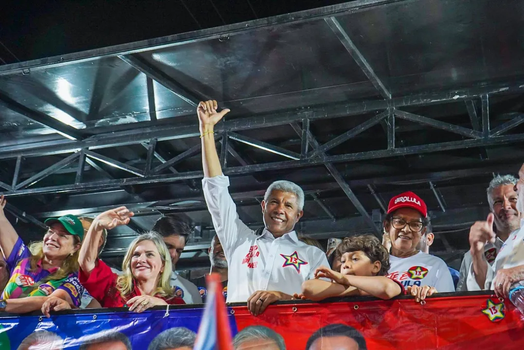 Jerônimo Rodrigues coloca educação no centro de sua campanha e promete ensino em tempo integral em toda a rede estadual