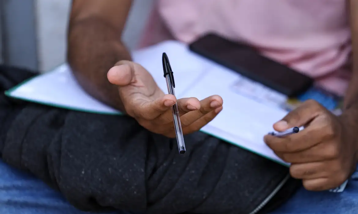 Fies 2026: Pré-selecionados têm até esta terça-feira para complementar inscrição