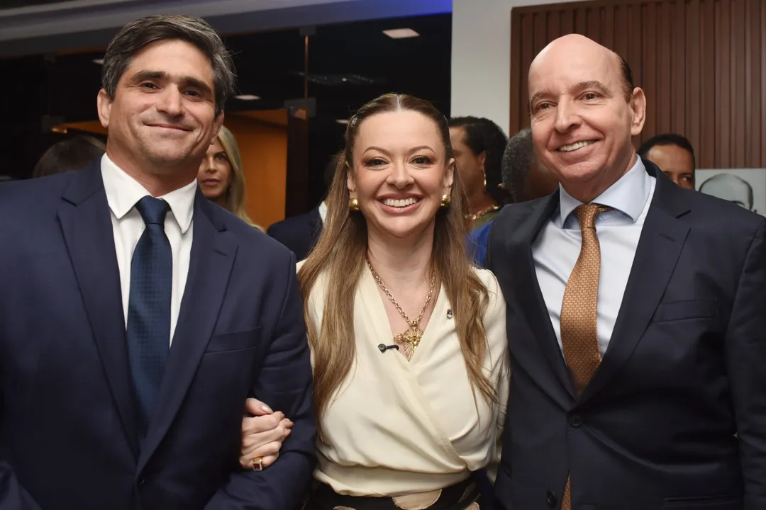 Alba realiza sessão especial para celebrar os 215 anos da Associação Comercial da Bahia